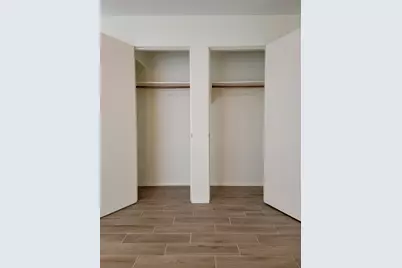 2101 Fountain View Drive #27, Houston, TX 77057 - Photo 15