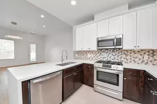 4447 Whitney Oak Ln, Houston, TX 77018 - Photo 7