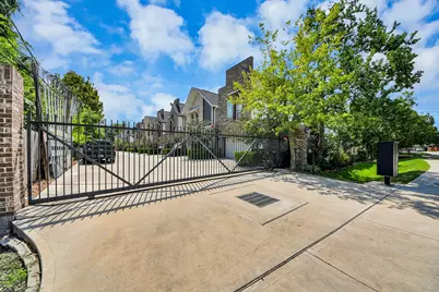 4447 Whitney Oak Lane, Houston, TX 77018 - Photo 31