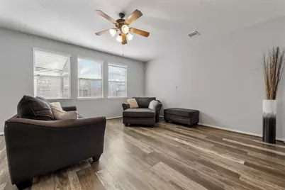 6354 Wilshire Ridge, Houston, TX 77040 - Photo 5