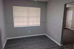 10922 Lockgate Ln, Houston, TX 77048 - Photo 9