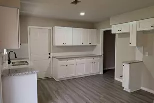 10922 Lockgate Ln, Houston, TX 77048 - Photo 5