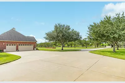 16337 County Road 171, Danbury, TX 77534 - Photo 11