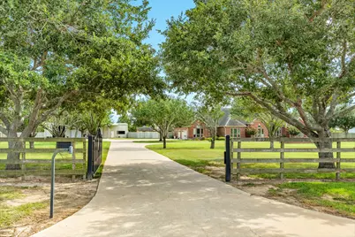 16337 County Road 171, Danbury, TX 77534 - Photo 5