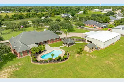 16337 County Road 171, Danbury, TX 77534 - Photo 3