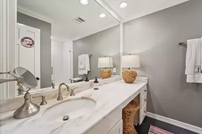 11403 Holidan Way, Hedwig Village, TX 77024 - Photo 23