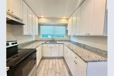 920 Vivian Ave, Pasadena, TX 77506 - Photo 13
