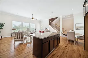 1546 W 23rd St, Houston, TX 77008 - Photo 9