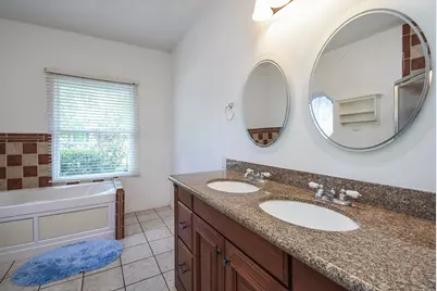 117 E 25th Street, Houston, TX 77008 - Photo 35