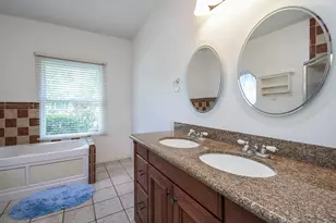 117 E 25th St, Houston, TX 77008 - Photo 35