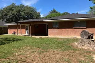 407 Wilson Rd, Conroe, TX 77301 - Photo 13