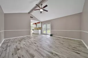 2006 Mermaid Ln, Houston, TX 77062 - Photo 5