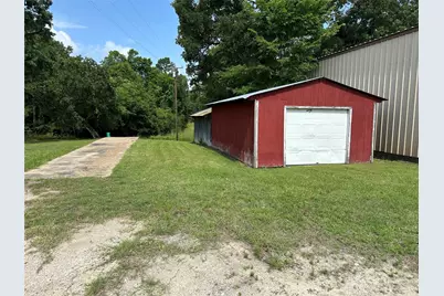 113 Fm 3454 Road, Huntsville, TX 77320 - Photo 37