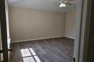 6727 Stonecross Creek Ln, Katy, TX 77449 - Photo 5