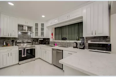 8623 Parasol Lane, Houston, TX 77064 - Photo 11
