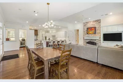 223 Heritage Oaks Lane, Houston, TX 77024 - Photo 11