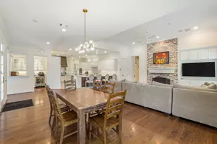 223 Heritage Oaks Ln, Houston, TX 77024 - Photo 11