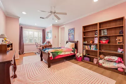 223 Heritage Oaks Lane, Houston, TX 77024 - Photo 23