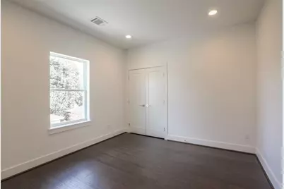 7714 Jacquelyn Oaks Road, Houston, TX 77055 - Photo 17