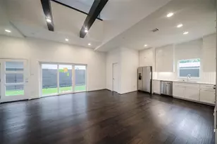 7714 Jacquelyn Oaks Rd, Houston, TX 77055 - Photo 5