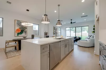 3909 Driscoll Street, Houston, TX 77098 - Photo 13