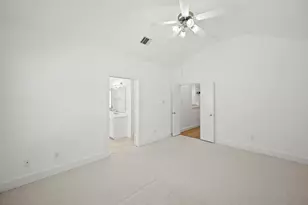 8690 Meadowcroft Dr, Houston, TX 77063 - Photo 29