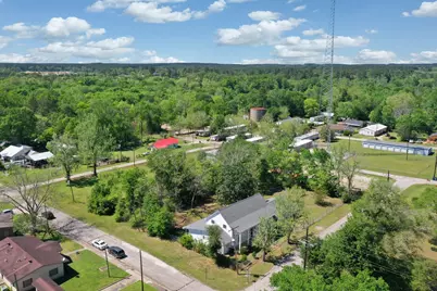 201 N Magnolia Street, Corrigan, TX 75939 - Photo 3