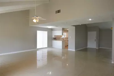 10127 Sagegate Drive, Houston, TX 77089 - Photo 5