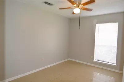 10127 Sagegate Drive, Houston, TX 77089 - Photo 15