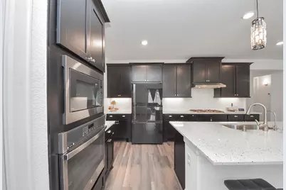 10018 Knollwood Lane, Missouri City, TX 77459 - Photo 11