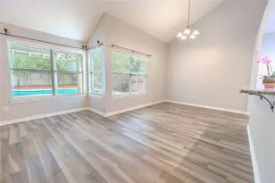 8303 Plum Lake Dr, Houston, TX 77095 - Photo 9