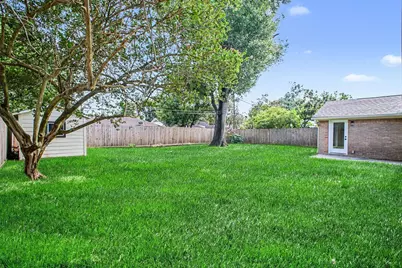 5443 Redstart Street, Houston, TX 77096 - Photo 15
