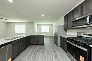 3006 Nickell Back Dr, Conroe, TX 77301 - Photo 9