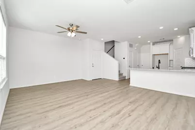 1534 Revolution Way, Missouri City, TX 77459 - Photo 9