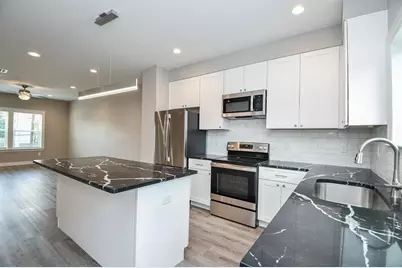 5262 Ella Boulevard #108, Houston, TX 77018 - Photo 1