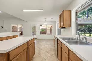 26107 Maplewood Dr, Spring, TX 77386 - Photo 15