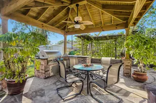 26107 Maplewood Dr, Spring, TX 77386 - Photo 35