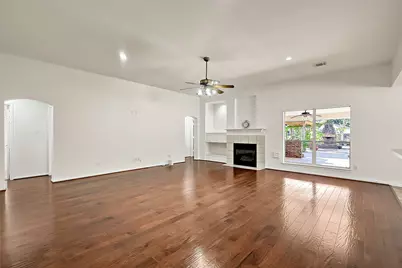 26107 Maplewood Drive, Spring, TX 77386 - Photo 5