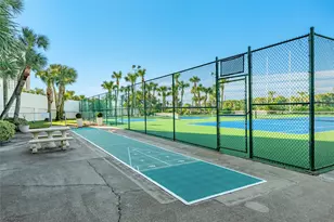 1401 E Beach Dr, Galveston, TX 77550 - Photo 29