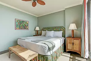 1401 E Beach Dr, Galveston, TX 77550 - Photo 9