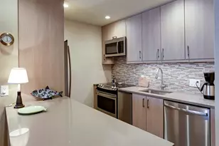 1401 E Beach Dr, Galveston, TX 77550 - Photo 5