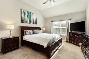 2102 Crestwind Ct, Pearland, TX 77584 - Photo 9