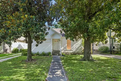 326 W 22nd Street, Houston, TX 77008 - Photo 1