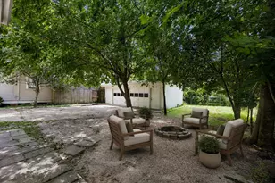 326 W 22nd St, Houston, TX 77008 - Photo 11