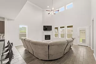 11107 Larkspur Dl Ct, Houston, TX 77044 - Photo 5