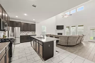 11107 Larkspur Dale Court, Houston, TX 77044 - Photo 3