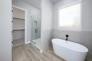 1922 June Lk Ln, Iowa Colony, TX 77583 - Photo 5
