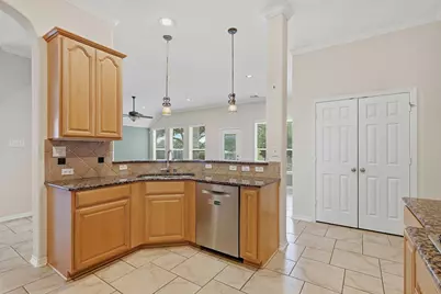 1126 Chelshurst Way, Spring, TX 77379 - Photo 15