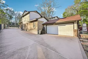 251 Springs Edge Dr, Conroe, TX 77356 - Photo 43