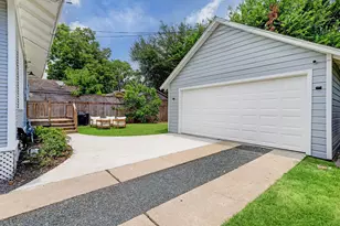 219 Hutcheson St, Houston, TX 77003 - Photo 19